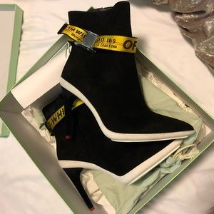 Off-White boots